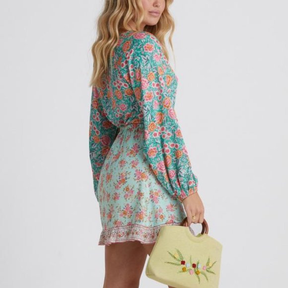 ARNHEM Harmony Mint Long Sleeve Button Sustainable Blouse Top NWT RRP$149 - Picture 4 of 13